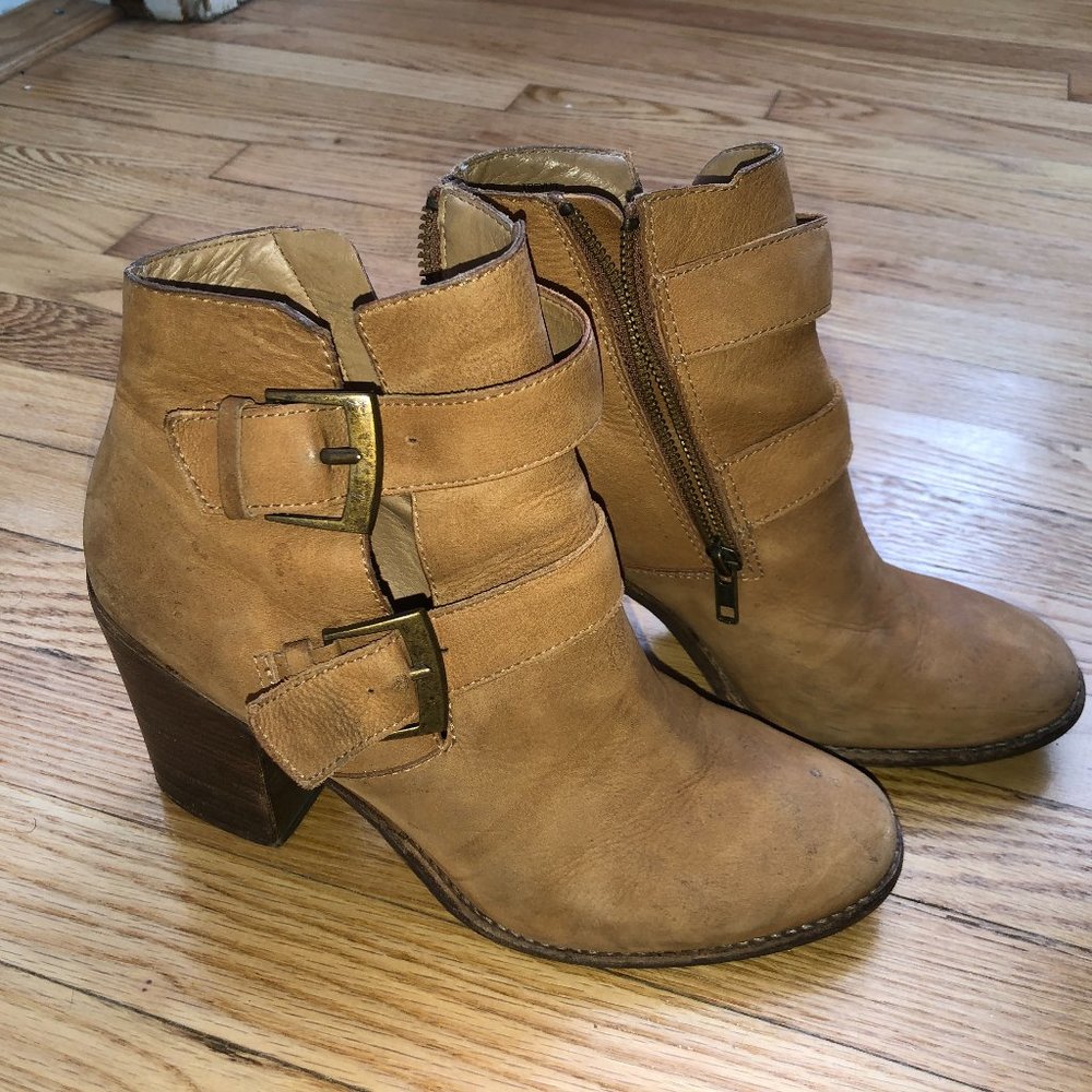Steve Madden Trevur Brown Leather Booties